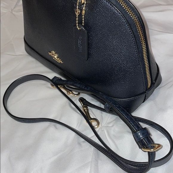 Coach Purse Set *FINAL OFFER PRICE* - Picture 4 of 7